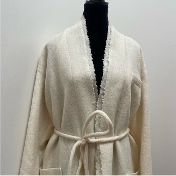 NEW! Zara- Off White Wrap Drop Shoulder ZW Collection Wool Coat NWT Size M/L - Picture 6 of 12